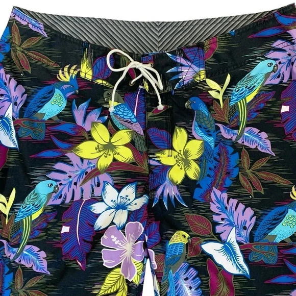 Coyote Swimwear Tropical Beach Surf Board Shorts Men Size L Unlined Multicolor - Picture 3 of 14